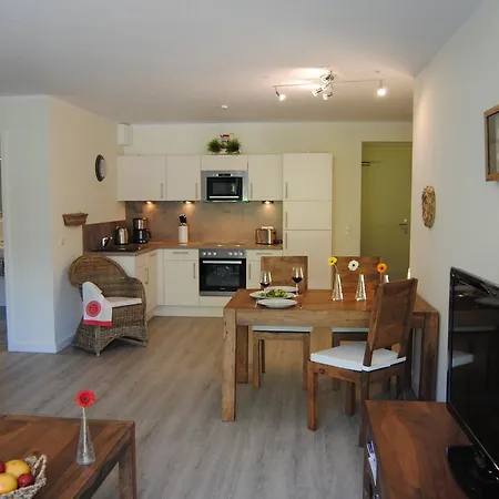 Ferienwohnung Blaubärstrand Juliusruh Zimmer foto